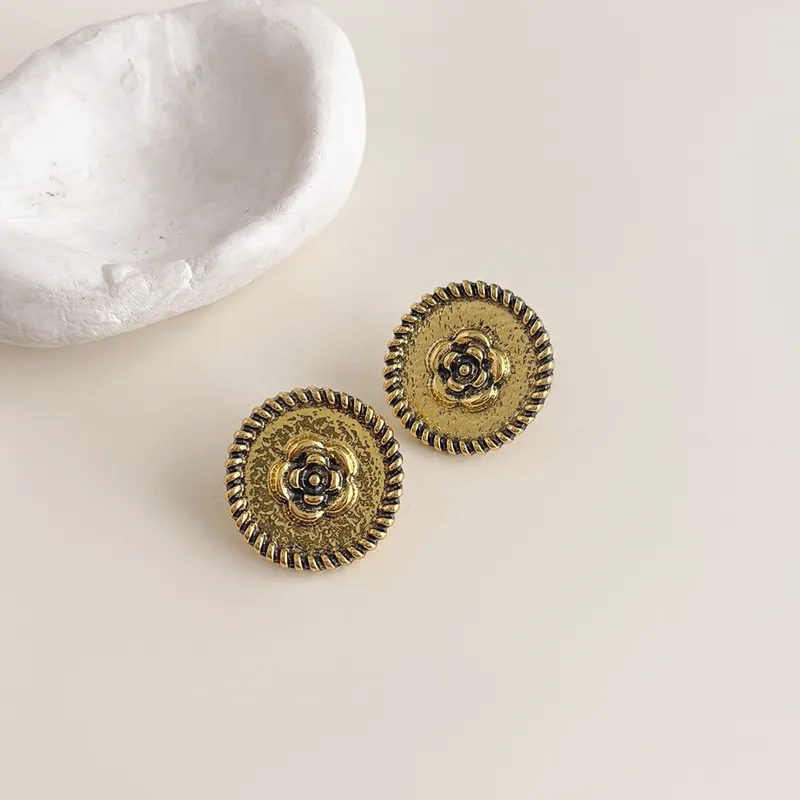 Versaflower Earring