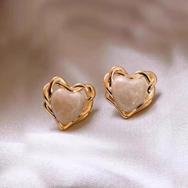 Heart White Earring