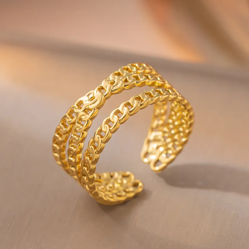 Triple Cadena Ring