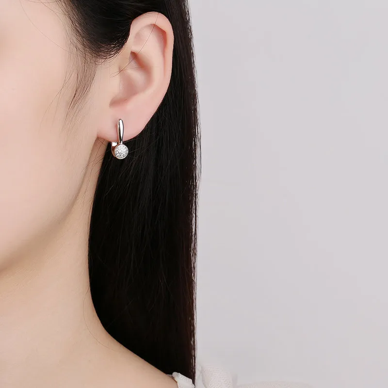 Circle Zircon U Earring