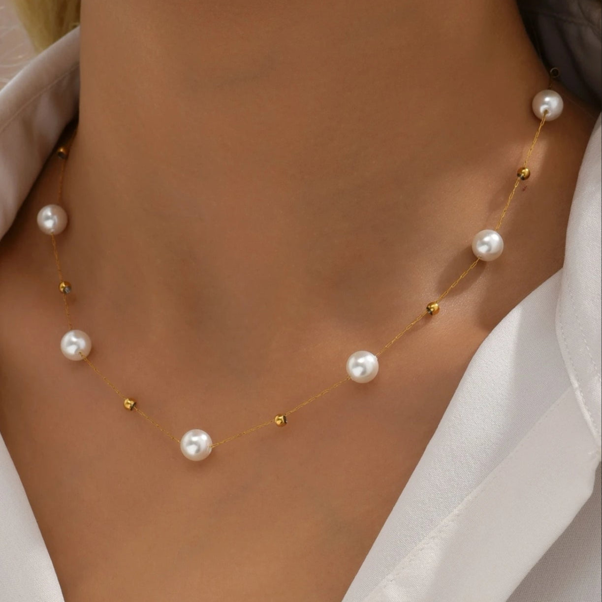 Floating Pearl Necklace