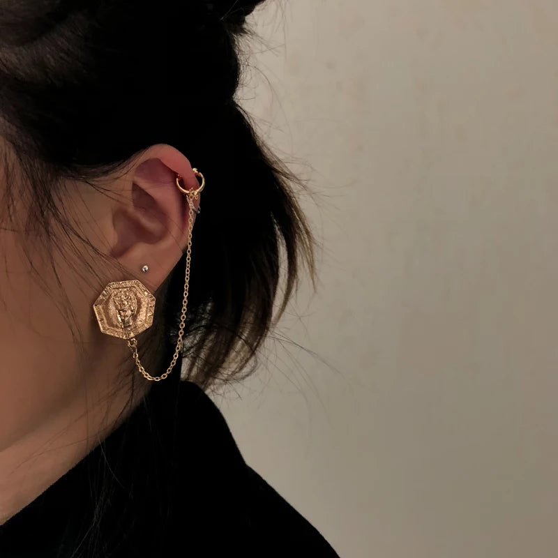 Moneda Earcuff