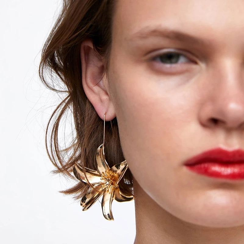 Accesorios de moda Aretes en tendencia fashion - Encuentralos en Lorela