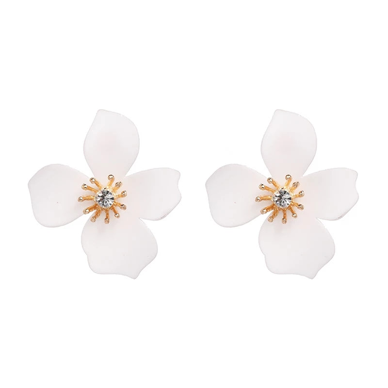 Accesorios de moda Aretes en tendencia fashion - Encuentralos en Lorela