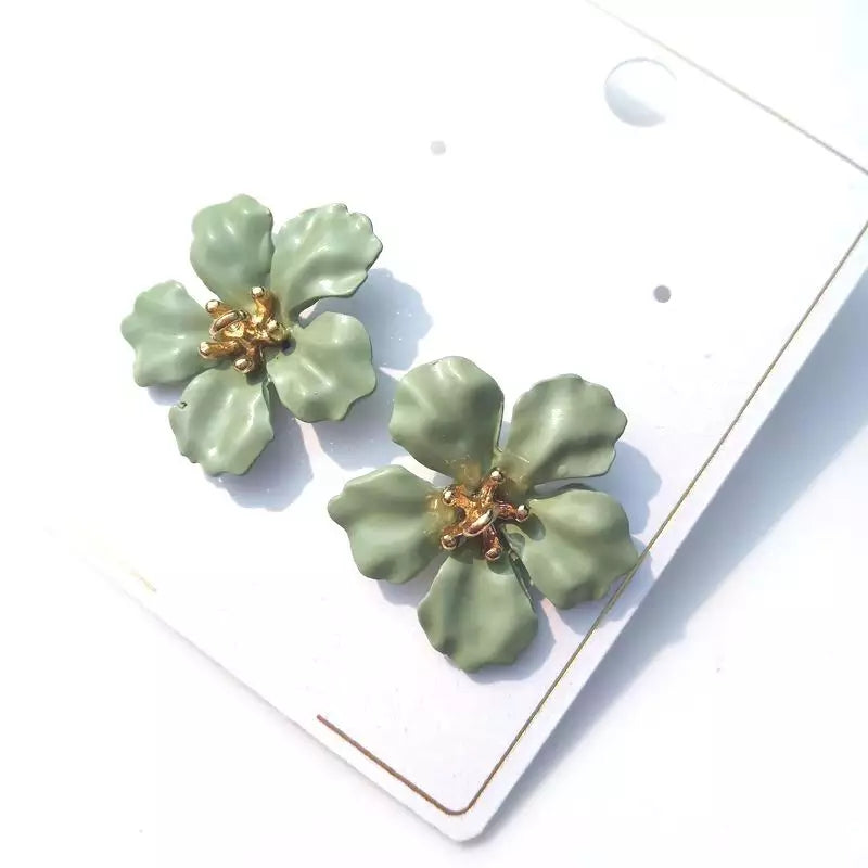 Accesorios de moda Aretes en tendencia fashion - Encuentralos en Lorela