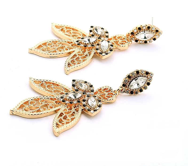 Accesorios de moda Aretes en tendencia fashion - Encuentralos en Lorela