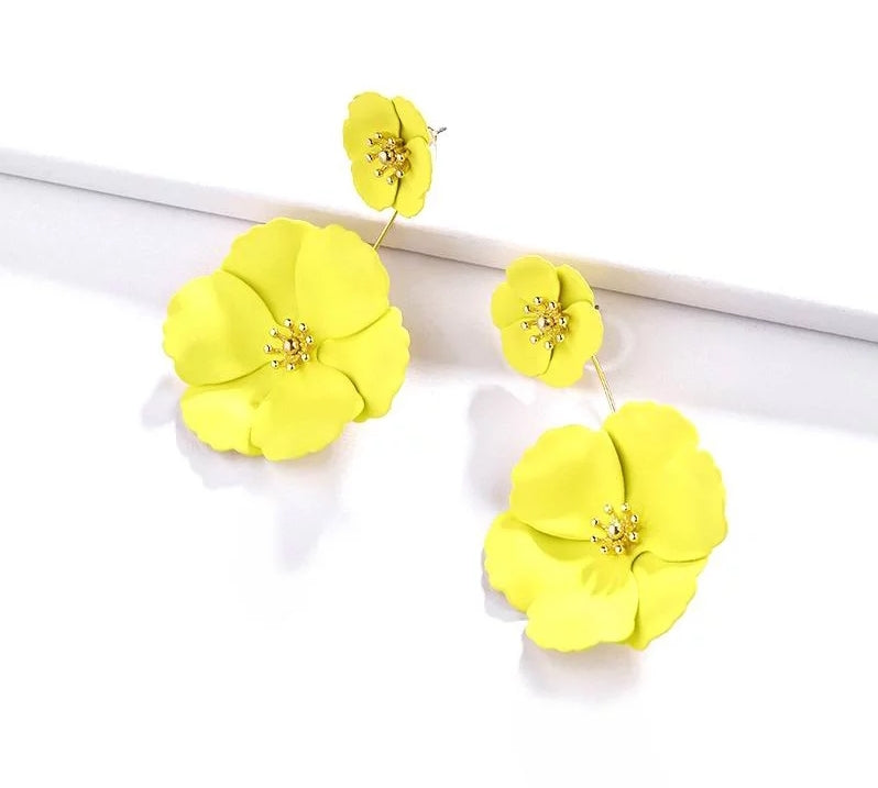 Accesorios de moda Aretes en tendencia fashion - Encuentralos en Lorela