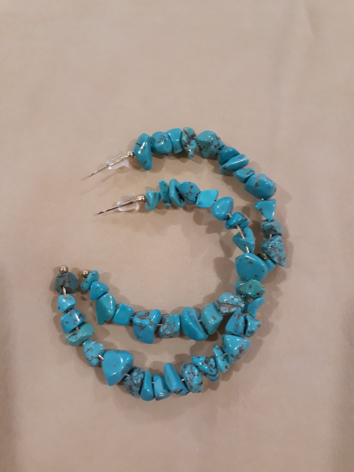 Accesorios de moda Aretes en tendencia fashion - Encuentralos en Lorela