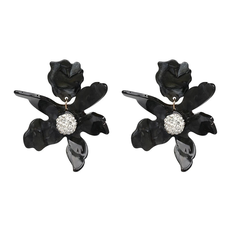 Accesorios de moda Aretes en tendencia fashion - Encuentralos en Lorela