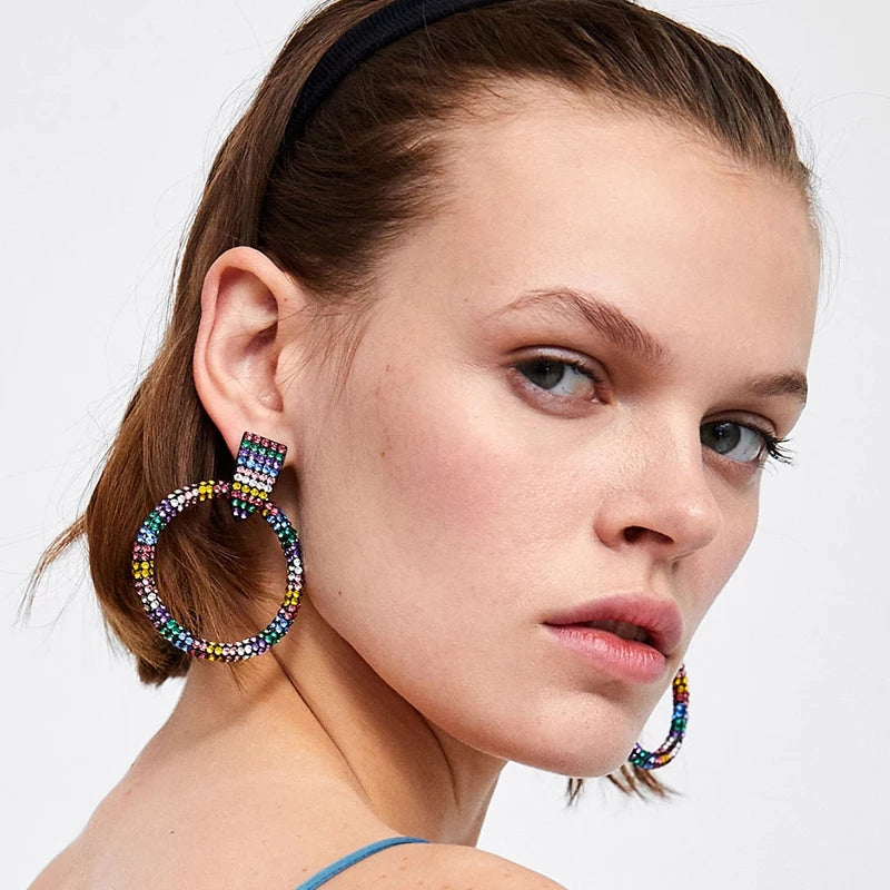 Accesorios de moda Aretes en tendencia fashion - Encuentralos en Lorela