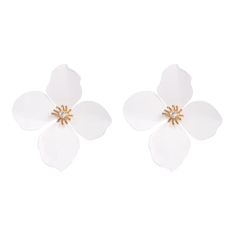 Accesorios de moda Aretes en tendencia fashion - Encuentralos en Lorela