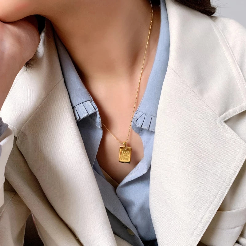 Lema Necklace