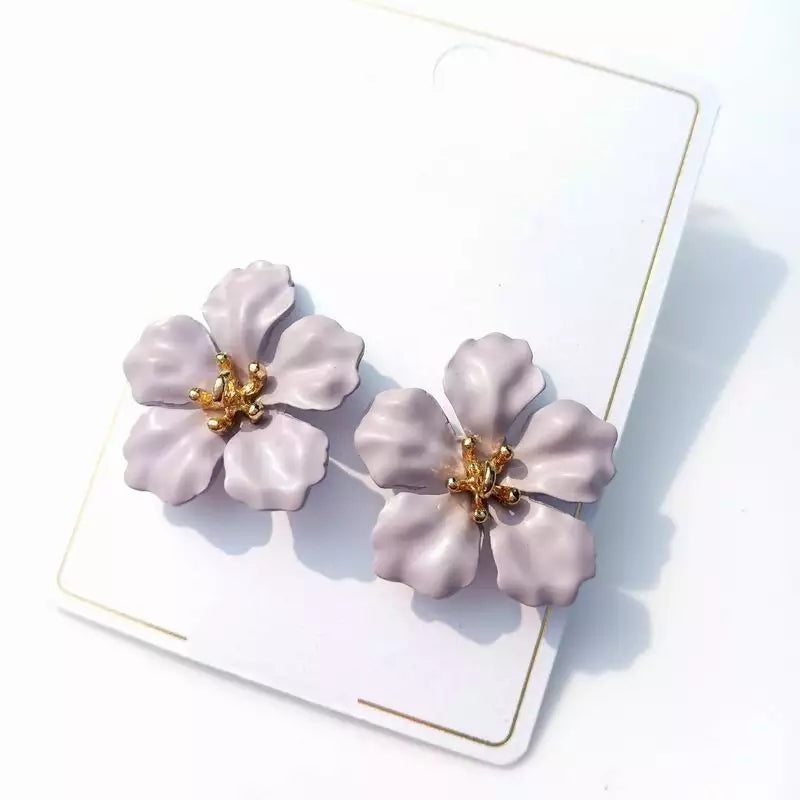 Accesorios de moda Aretes en tendencia fashion - Encuentralos en Lorela