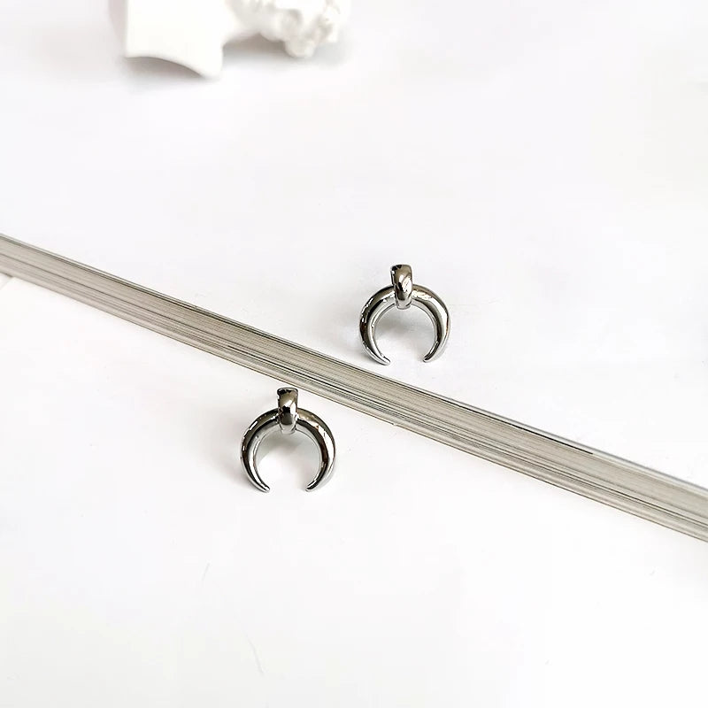 Luna Creciente Earring