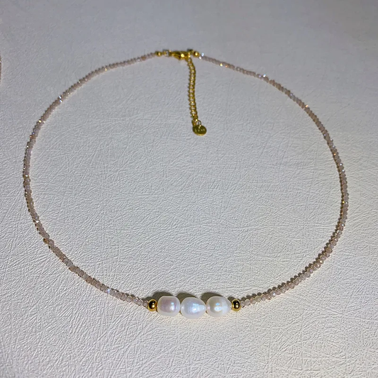 Exsquit Necklace