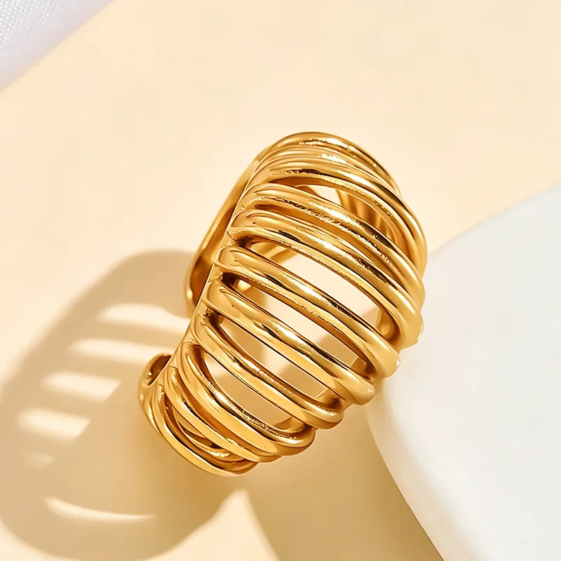 Croissant Ring