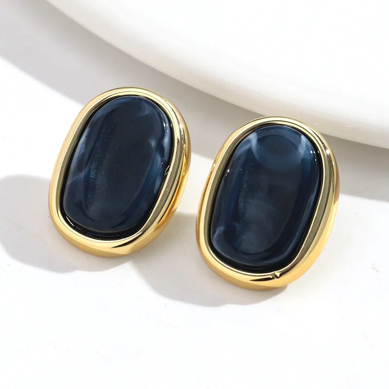 Gakli Earring