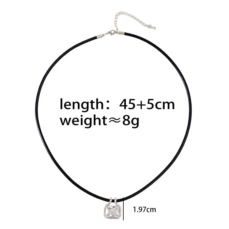 Davis Necklace