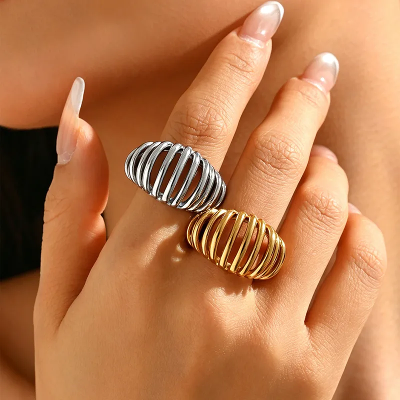 Croissant Ring