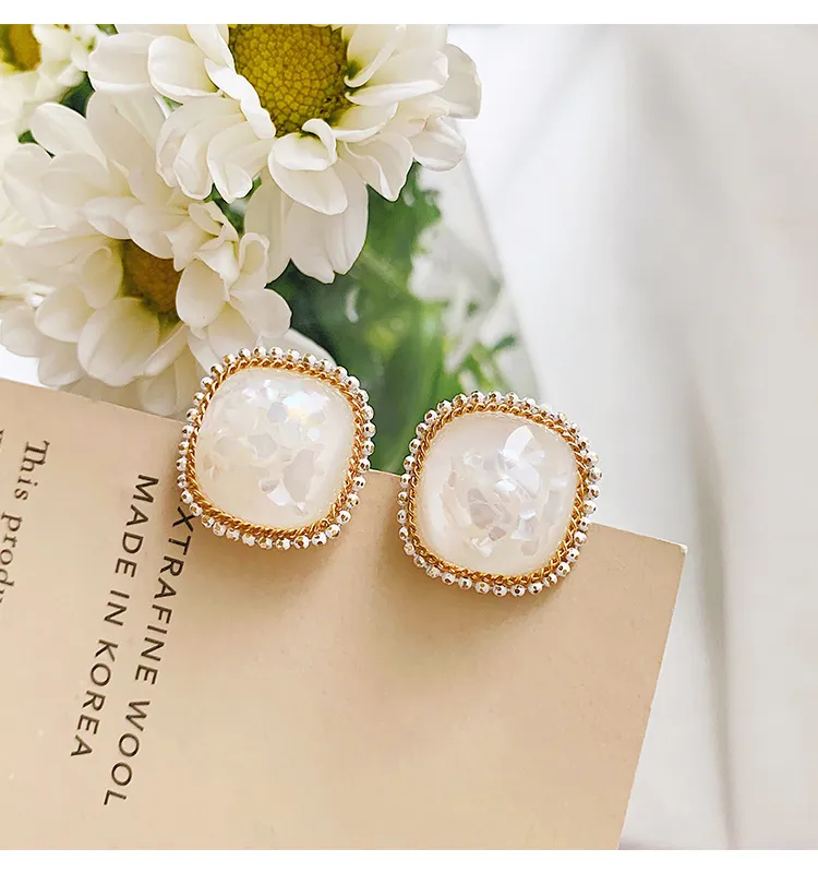 Perla Frances Earring