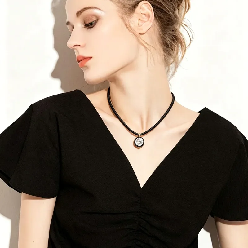Haerd Necklace