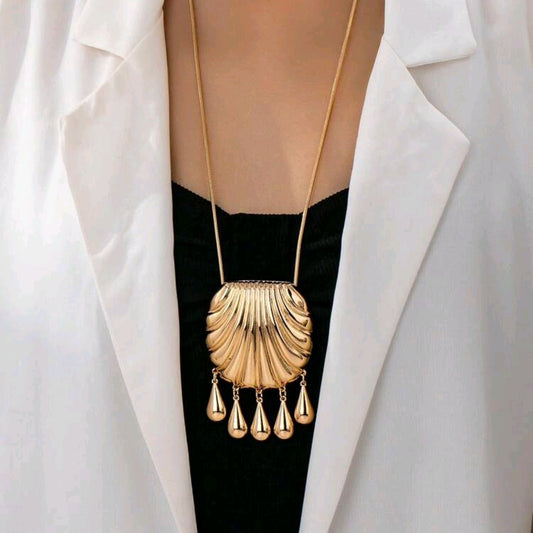 Cinque Necklace