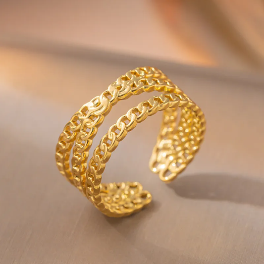 Triple Cadena Ring