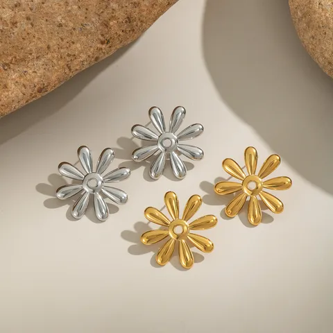 Artistic Flower Earring