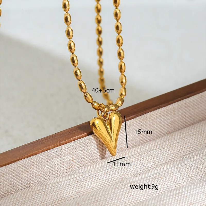 Lones Necklace