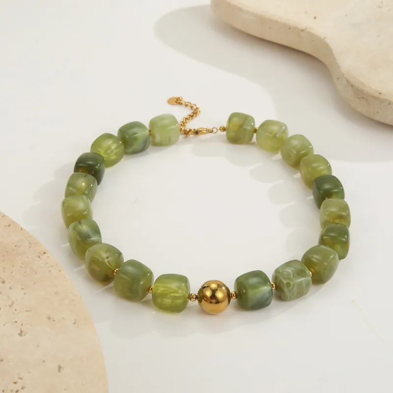 Res Gold Necklace