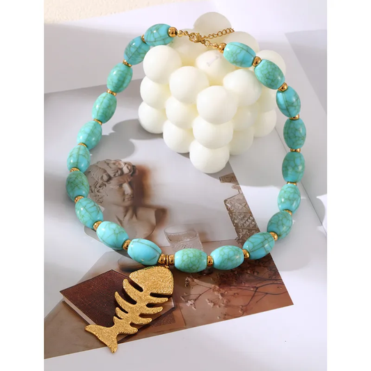 Hug Fish Necklace