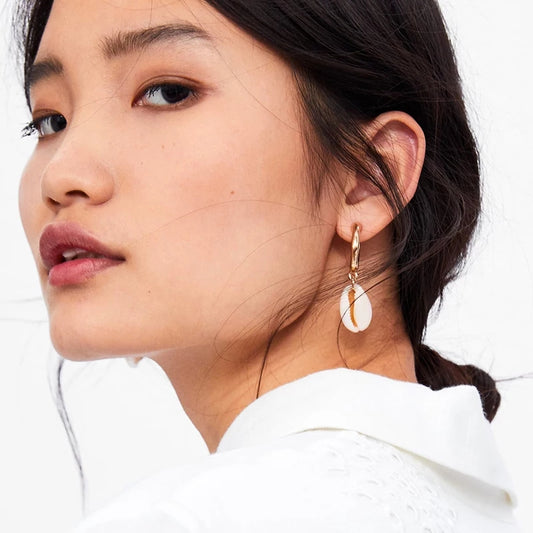 Accesorios de moda Aretes en tendencia fashion - Encuentralos en Lorela