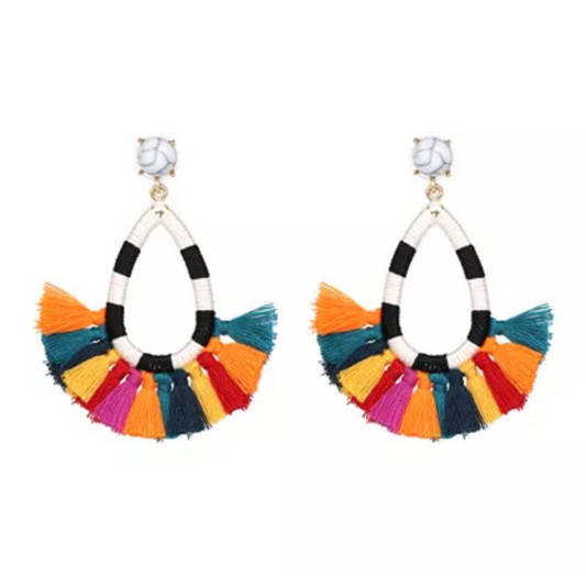 Accesorios de moda Aretes en tendencia fashion - Encuentralos en Lorela