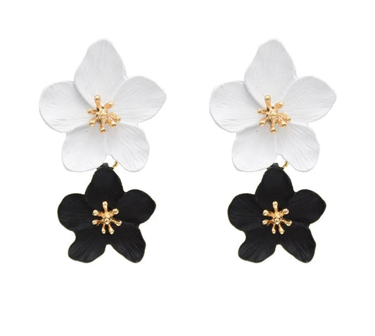 Accesorios de moda Aretes en tendencia fashion - Encuentralos en Lorela