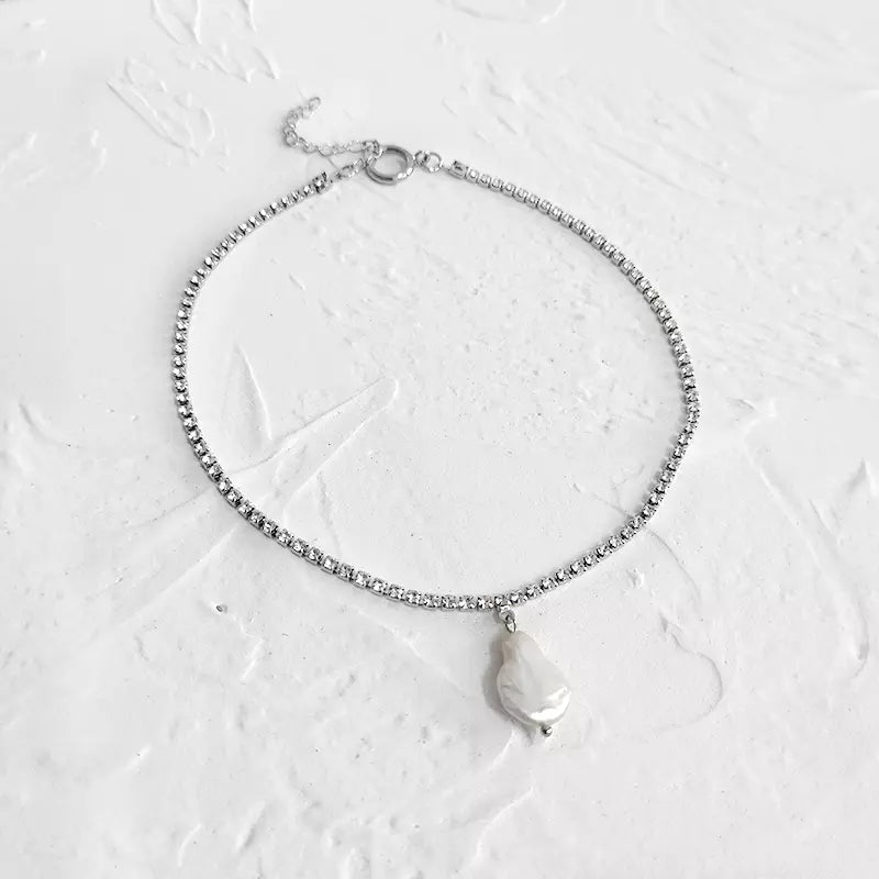 Faux Diamond Pearl Necklace